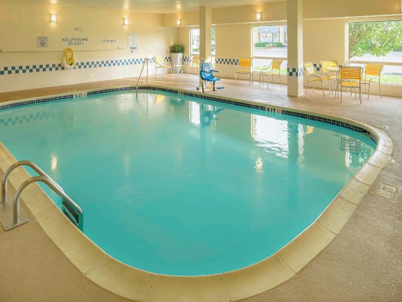 Fairfield Inn Joplin image