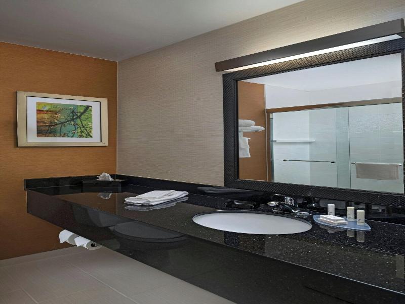 Fairfield Inn Joplin image
