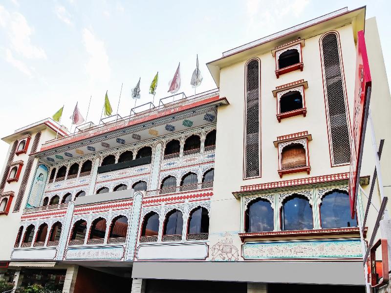 Arco Palace image