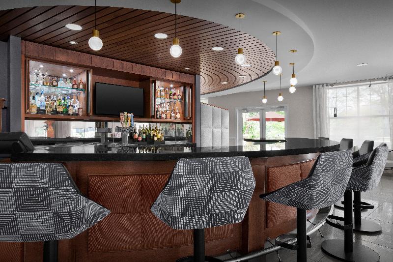 Hotel Indigo Jacksonville Deerwood Park