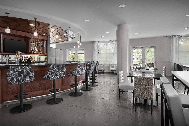 Hotel Indigo Jacksonville Deerwood Park