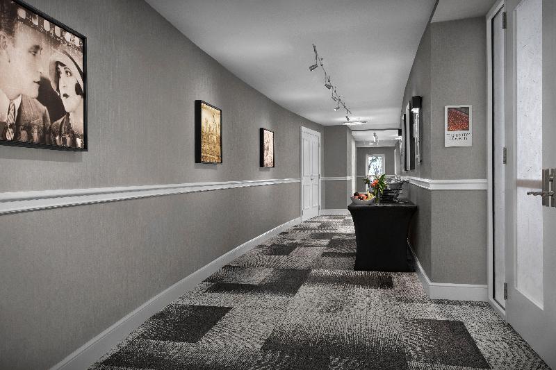 Hotel Indigo Jacksonville Deerwood Park
