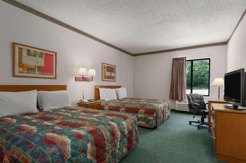 Days Inn by Wyndham Jefferson City image