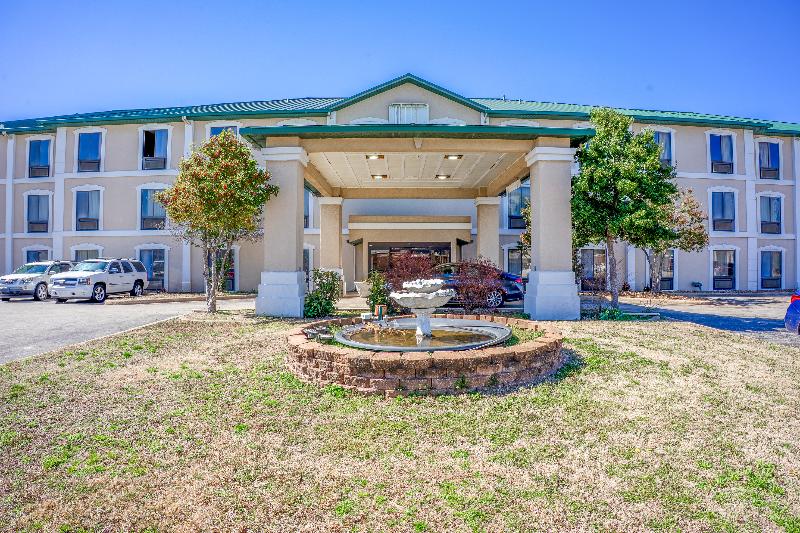 Ark Suites By Oyo Jonesboro I-555 image