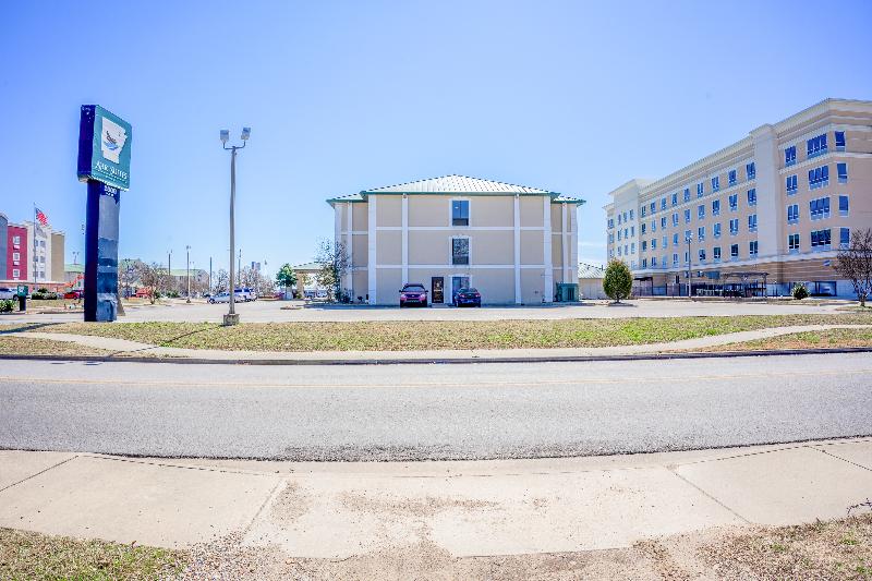 Ark Suites By Oyo Jonesboro I-555 image