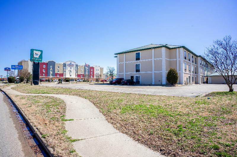 Ark Suites By Oyo Jonesboro I-555 image