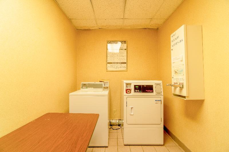 Ark Suites By Oyo Jonesboro I-555 image