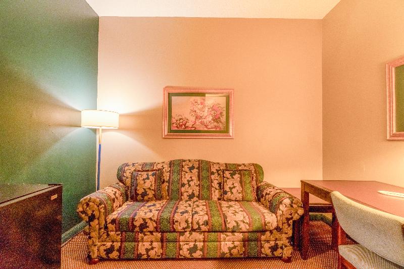 Ark Suites By Oyo Jonesboro I-555 image