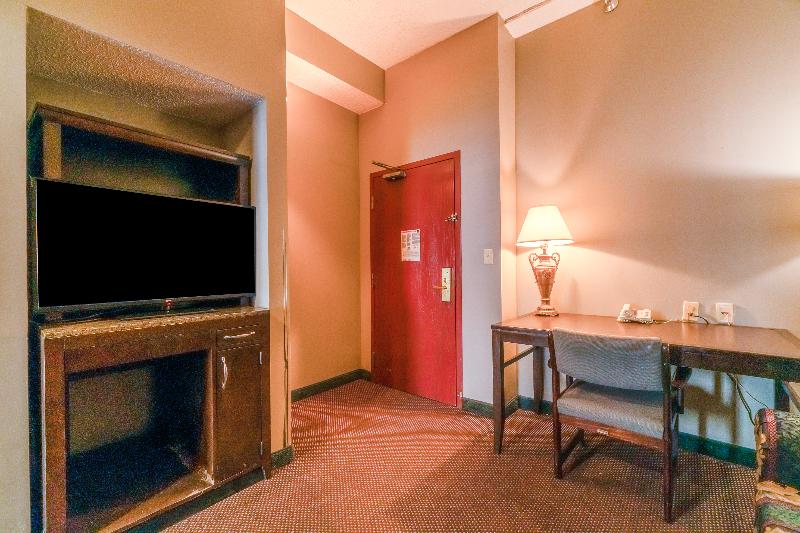 Ark Suites By Oyo Jonesboro I-555 image