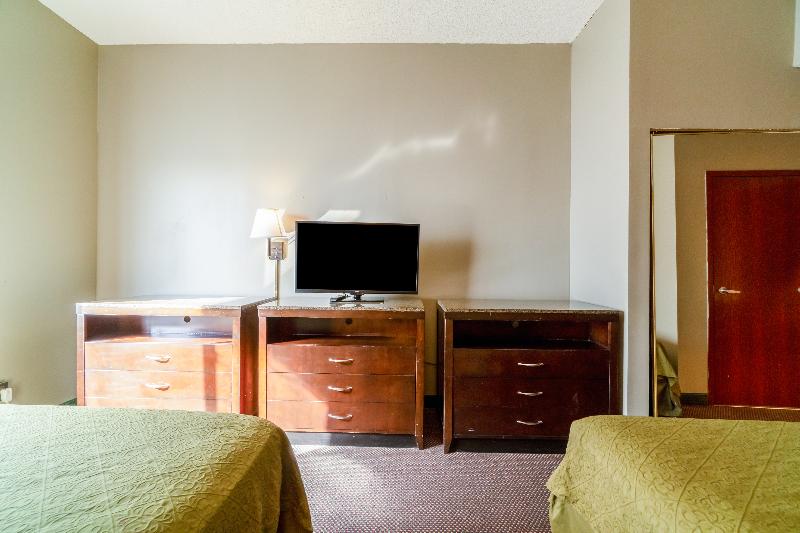 Ark Suites By Oyo Jonesboro I-555 image