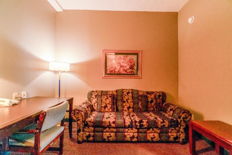 Ark Suites By Oyo Jonesboro I-555 image