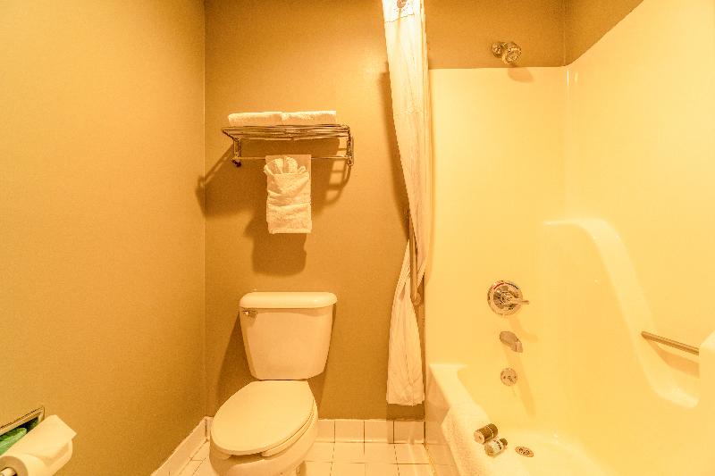 Ark Suites By Oyo Jonesboro I-555 image
