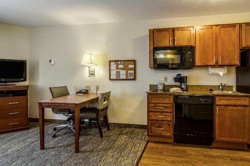 Candlewood Suites Jacksonville East Merril Road