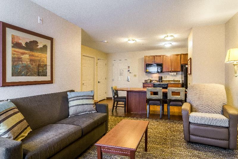 Candlewood Suites Jacksonville East Merril Road
