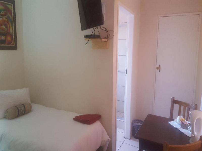African Sky Guesthouse image