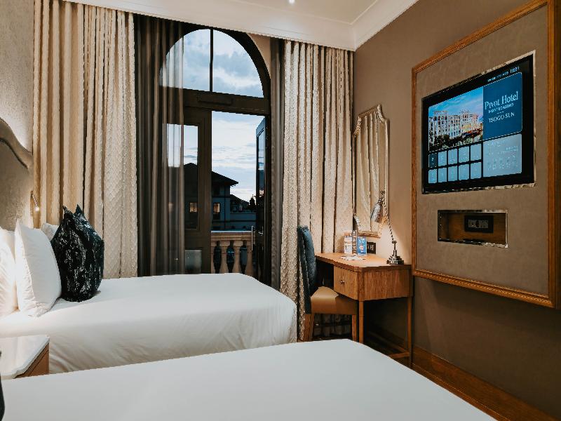 Pivot Hotel Montecasino image