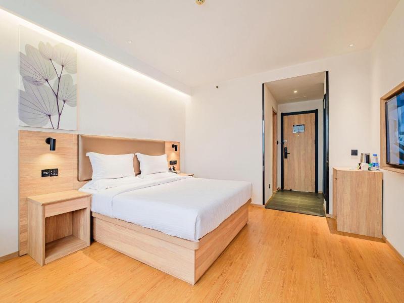 GreenTree Inn Jiujiang Railway Station Hotel image