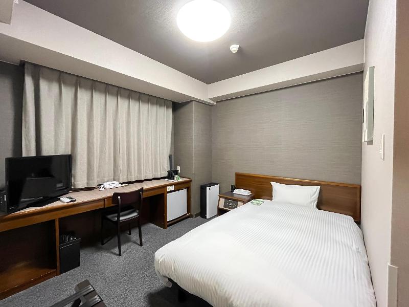 Hotel Route-Inn Dai-Ni Nagano image