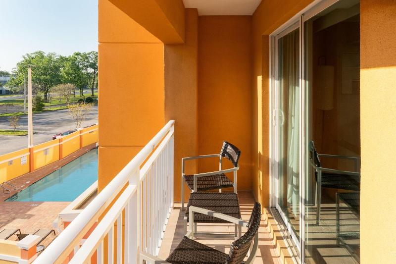 Courtyard Jacksonville Orange Park image