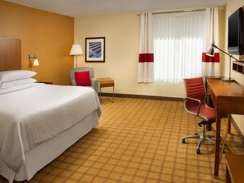 Four Points by Sheraton Jacksonville Baymeadows image