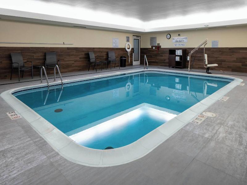 Fairfield Inn & Suites Jefferson City