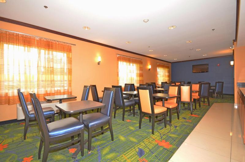 Fairfield Inn & Suites Jefferson City image