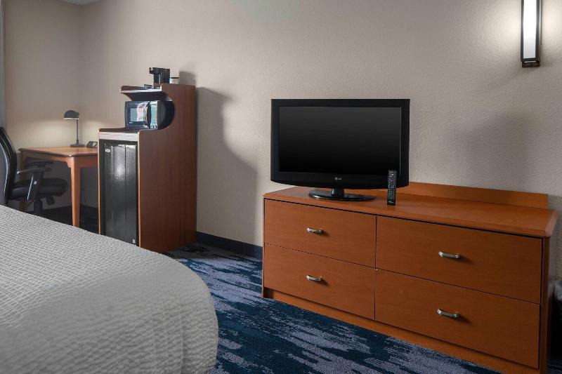 Fairfield Inn & Suites Jefferson City image