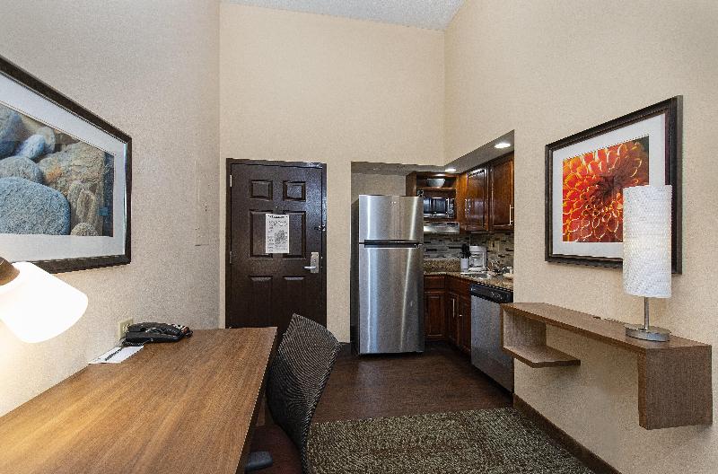 Staybridge Suites Knoxville Oak Ridge image
