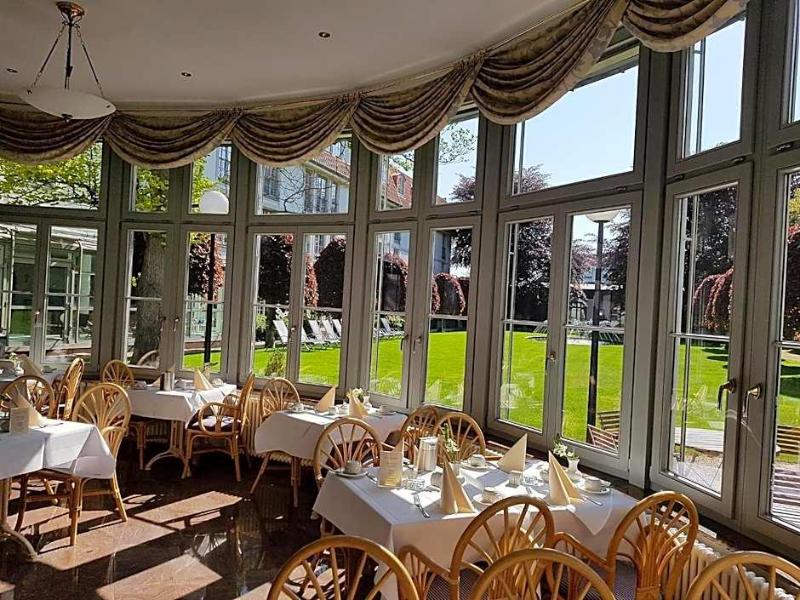 Villa Heine image