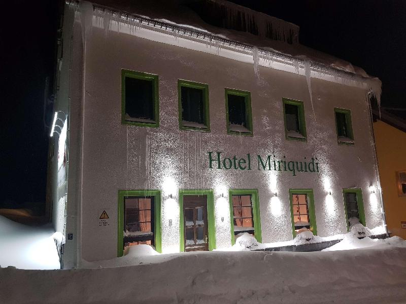 Hotel Miriquidi image