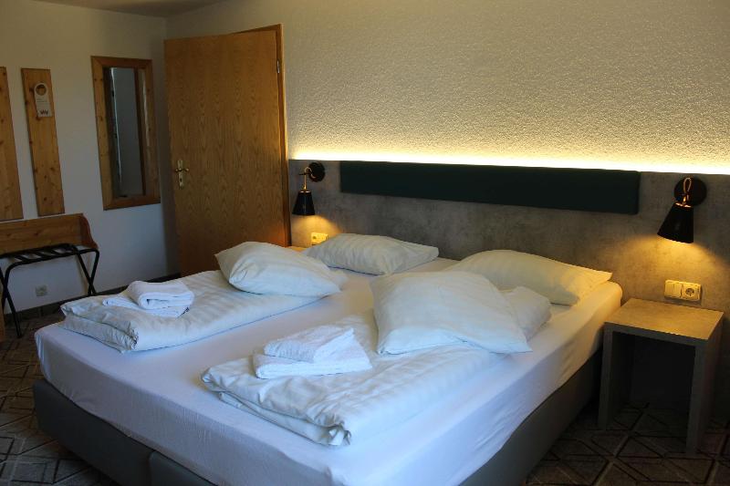 Hotel Miriquidi image