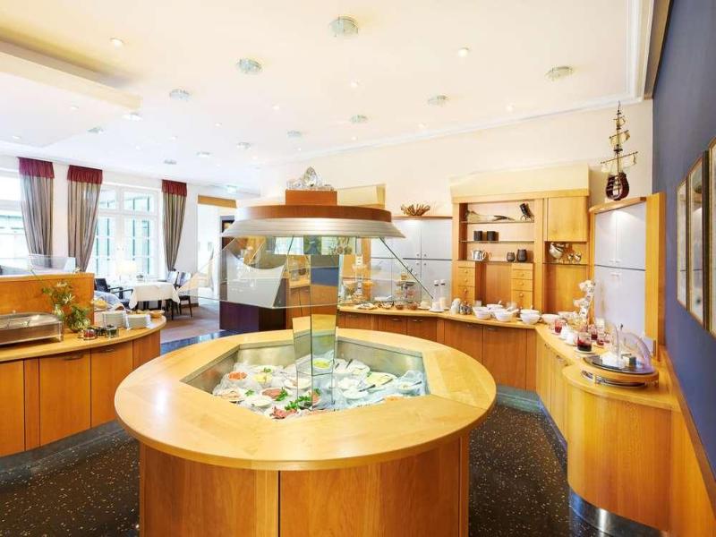 Ringhotel Waldschlösschen Schleswig image
