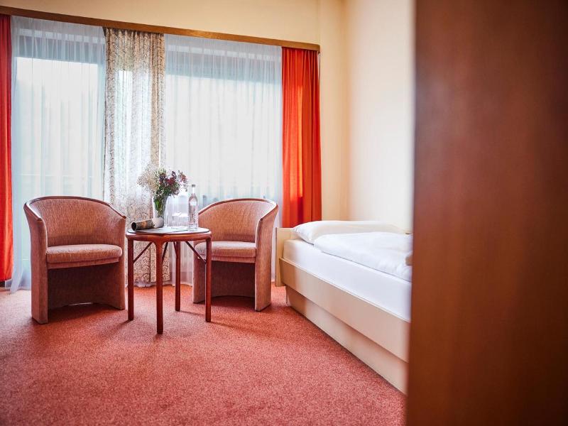 Sauerland Alpin Hotel image