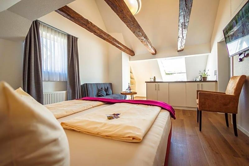 Zum Muke Residenz & Weinstube image