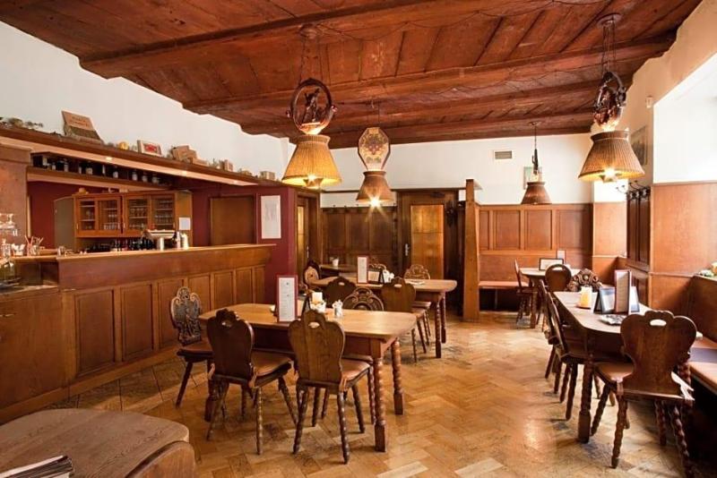 Zum Muke Residenz & Weinstube image