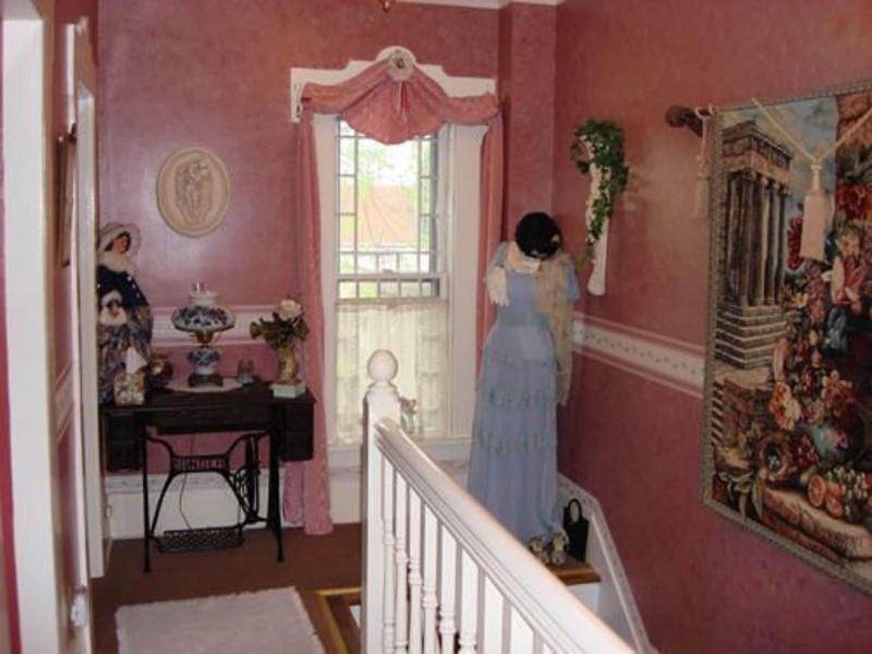 Rocking Horse Inn image