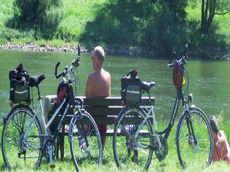 Zum Guten Onkel image