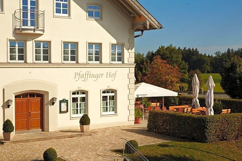 Pfaffinger Hof image