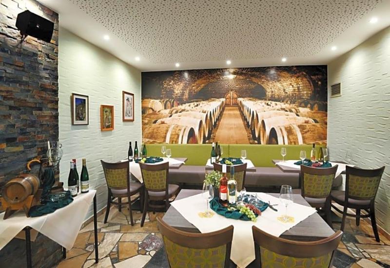 Hotel Weinhaus Fuhrmann by Moselstern-Hotels image