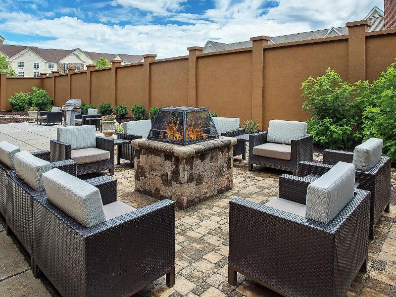 Courtyard Knoxville Cedar Bluff