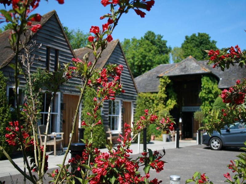 Tonge Barn image