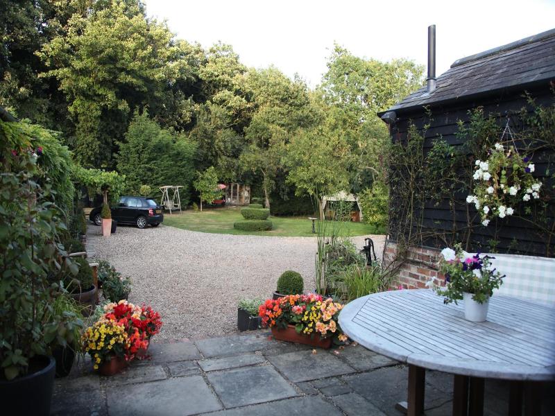 Tonge Barn image