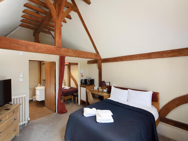 Tonge Barn image