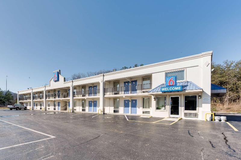 Motel 6 Kingston image