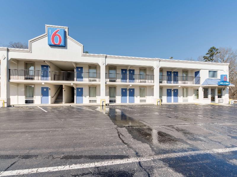 Motel 6 Kingston image