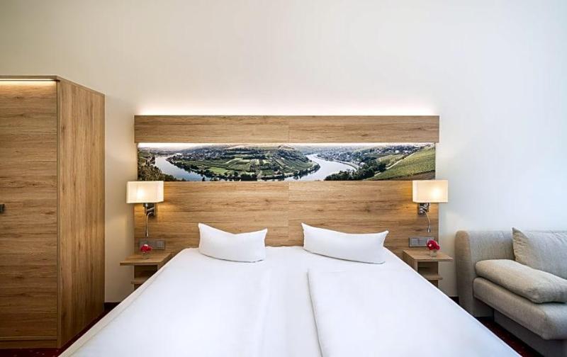 Moselblick image