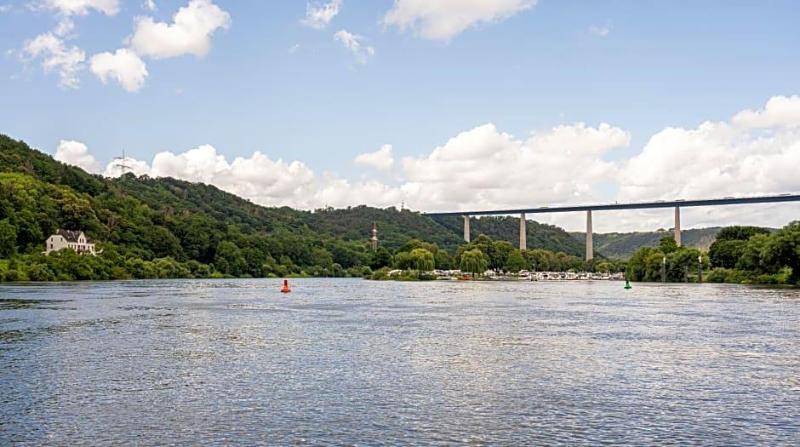 Moselblick image