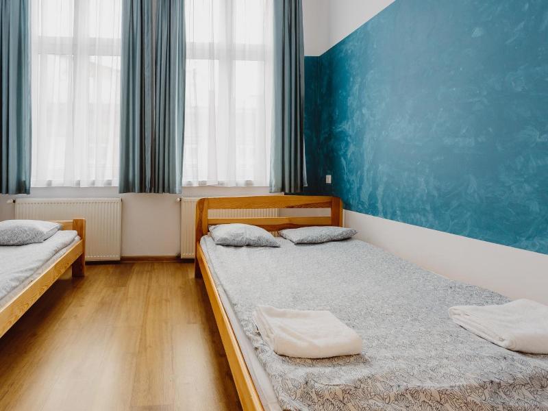 Guest Rooms Tara (Tara Hostel Krakow) image