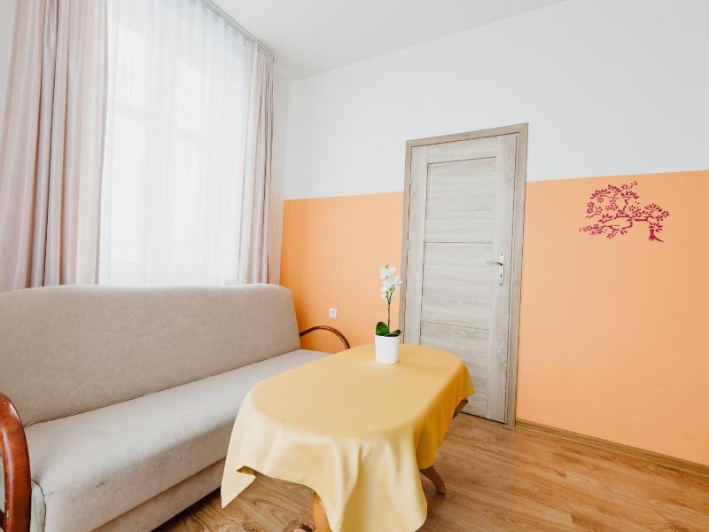 Guest Rooms Tara (Tara Hostel Krakow) image