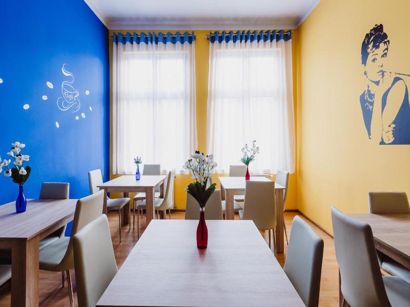 Guest Rooms Tara (Tara Hostel Krakow) image